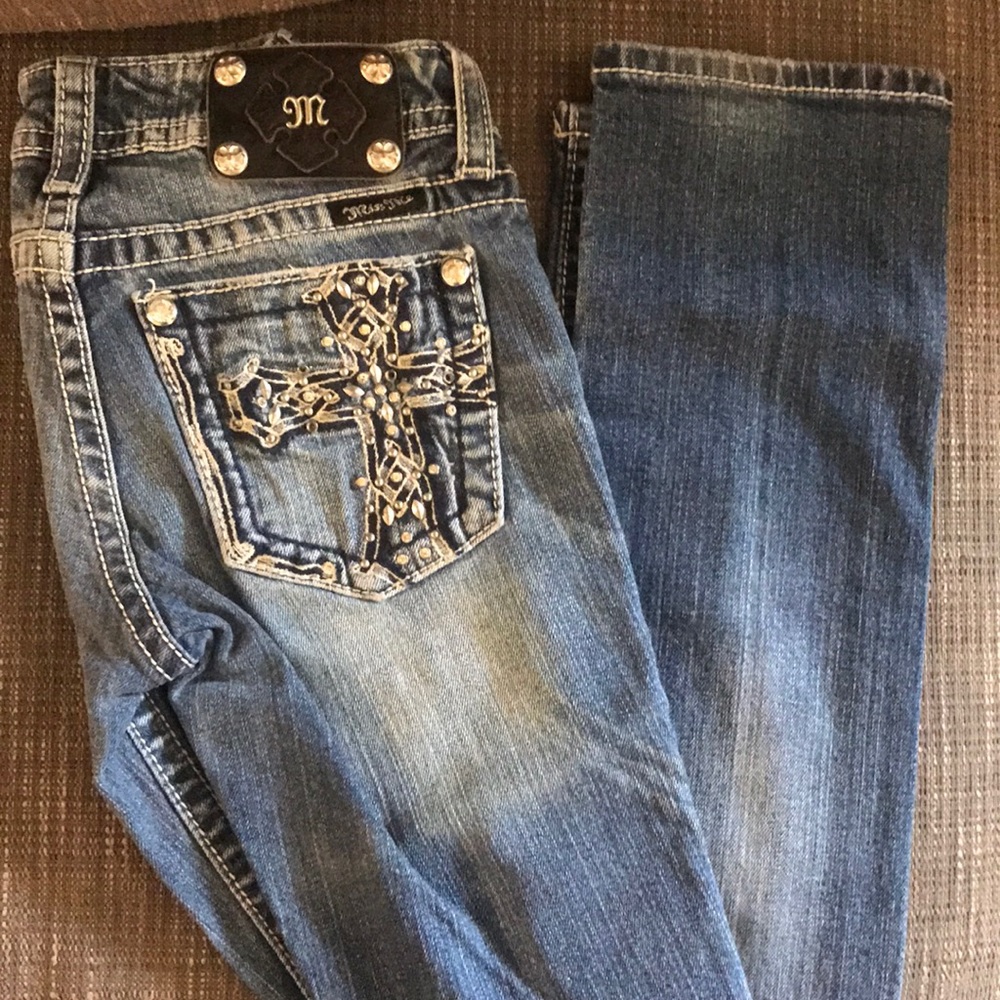 straight leg miss me jeans